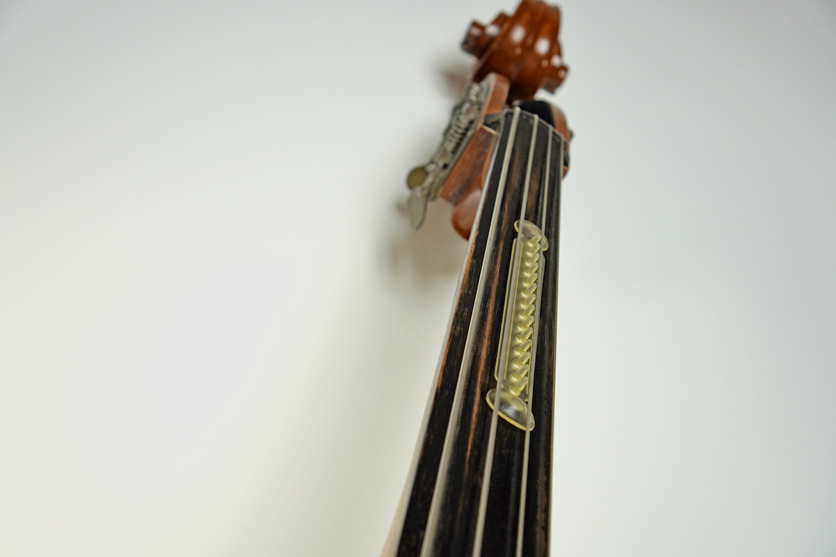 ResoundingFingerboard for double bass